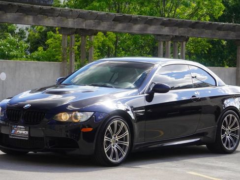 Used 2011 BMW M3 Convertible RWD image 6