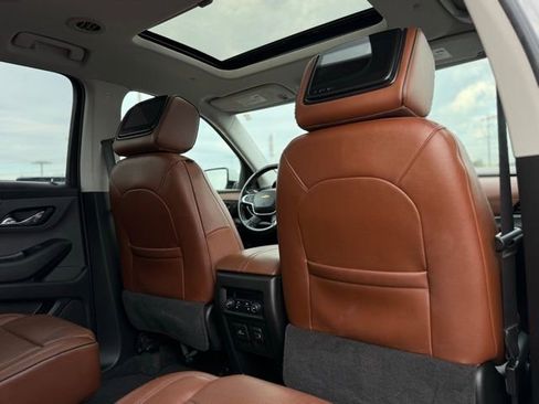 Used 2018 Chevrolet Traverse High Country image 24