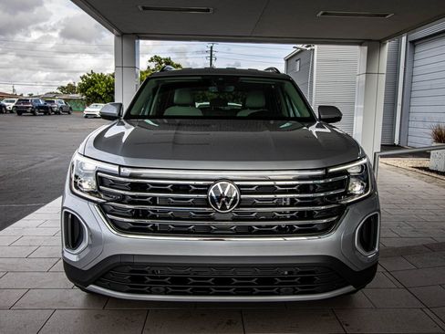 New 2026 Volkswagen Atlas SE image 7