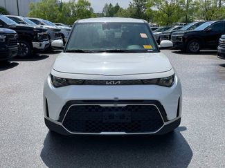 Used 2024 Kia Soul LX w/ Option Group 015 FWD video 2