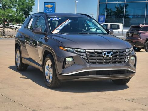Used 2024 Hyundai Tucson SEL FWD image 3