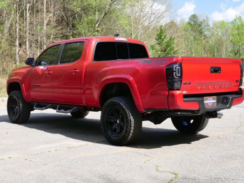 Used 2023 Toyota Tacoma TRD Sport AWD/4WD image 19