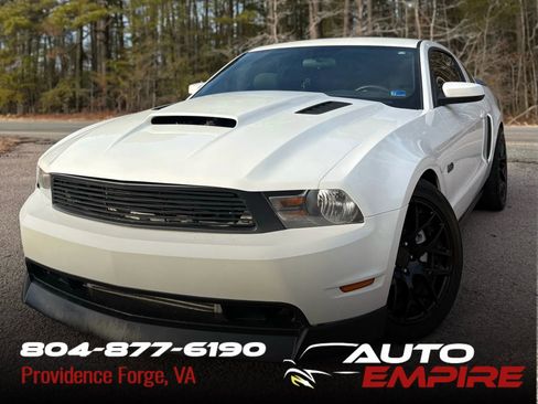 Used 2011 Ford Mustang GT Premium RWD image 1