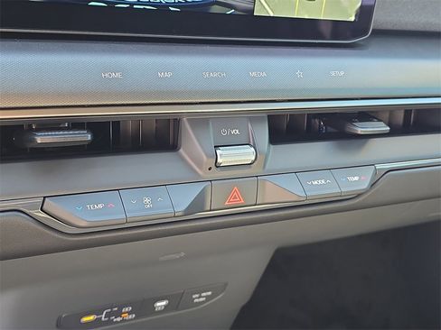 New 2026 Kia EV9 Wind image 28