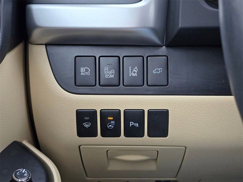 Used 2015 Toyota Highlander Limited Platinum image 64