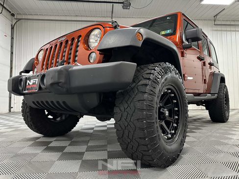 Used 2014 Jeep Wrangler Unlimited Sport w/ Connectivity Group AWD/4WD image 13