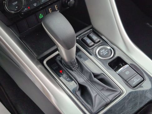 Used 2025 Mitsubishi Eclipse Cross SE AWD/4WD image 19