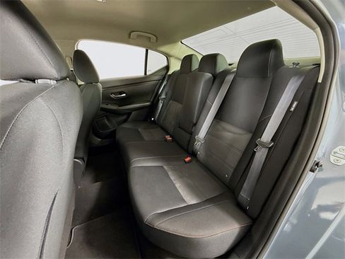 Certified 2025 Nissan Sentra SR image 8