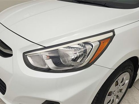 Used 2015 Hyundai Accent GLS image 10