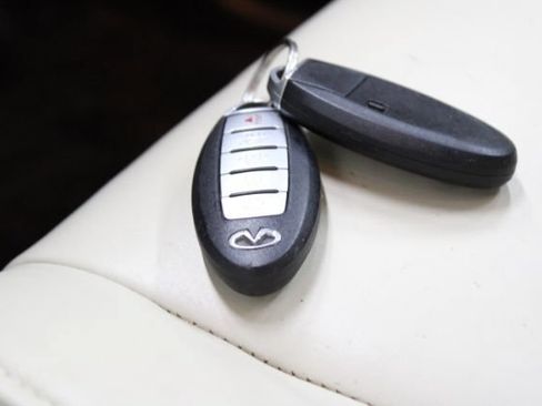 Used 2017 INFINITI QX60 Luxe w/ Deluxe Technology Package AWD/4WD image 13