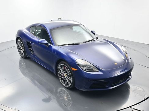 Certified 2025 Porsche 718 Cayman S RWD image 42