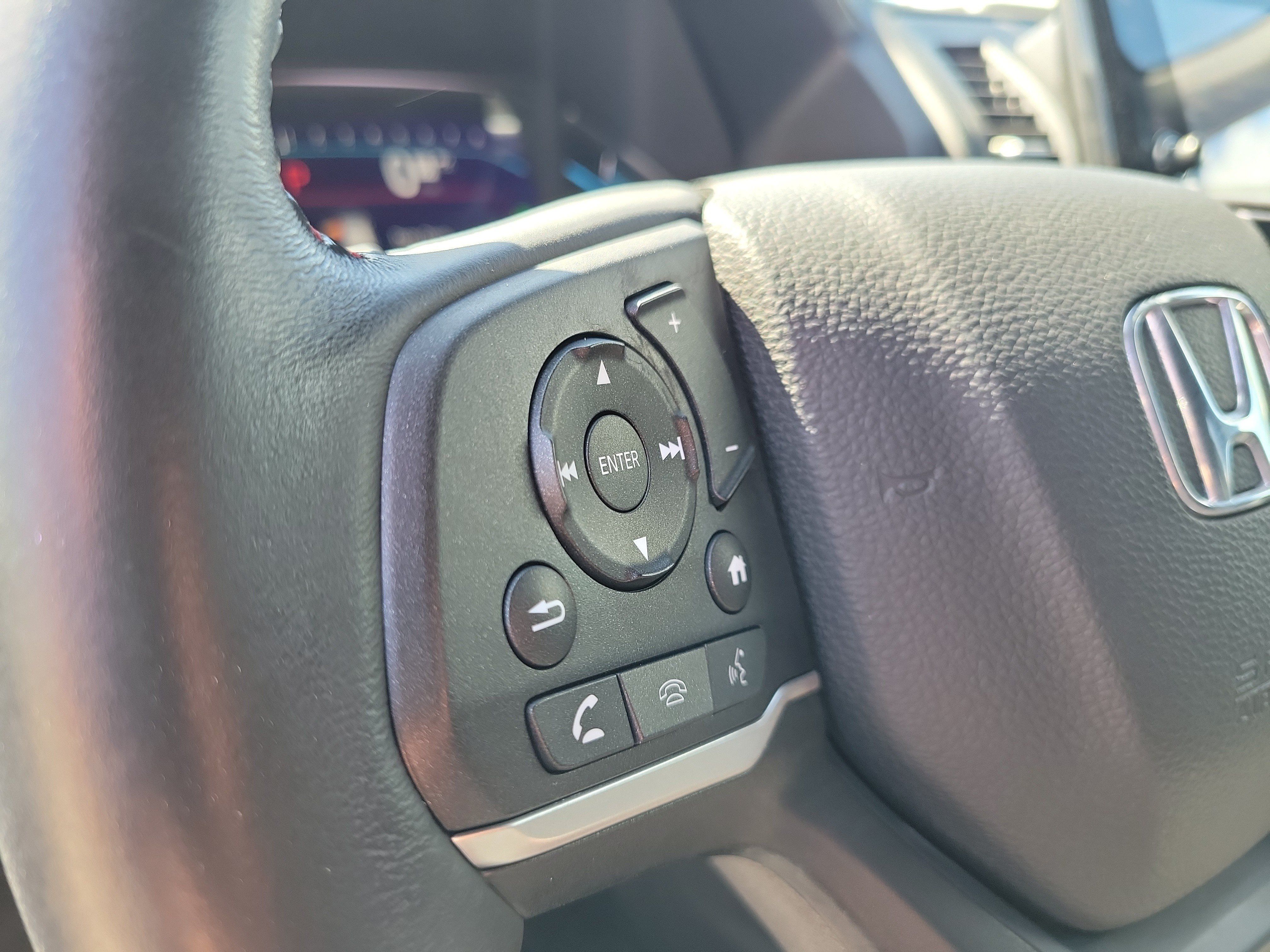 Used 2024 Honda Odyssey Sport image 25