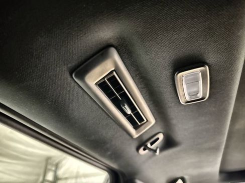 Certified 2022 Cadillac Escalade ESV Premium Luxury w/ Performance Package image 22