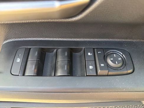 Used 2025 Toyota Tacoma TRD Sport w/ TRD Sport Premium Package AWD/4WD image 14