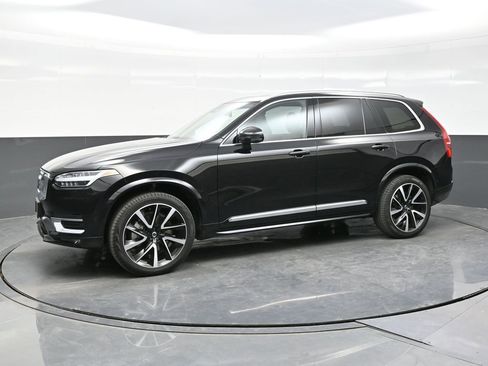 Used 2023 Volvo XC90 B6 Plus AWD/4WD image 3