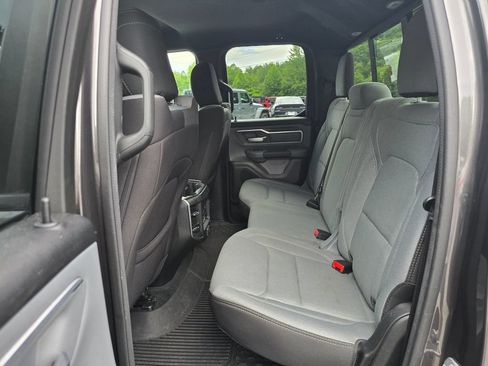 Used 2022 RAM 1500 Big Horn AWD/4WD image 11