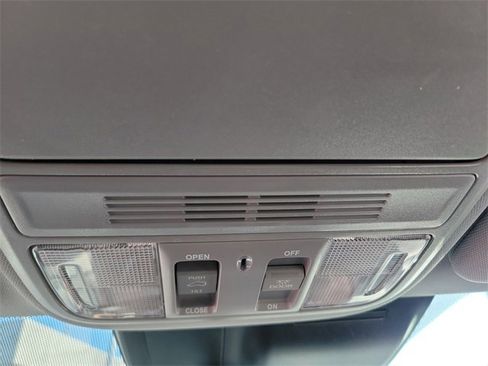 Certified 2022 Honda CR-V EX image 32