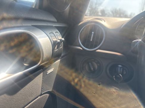 Used 2006 Porsche Cayman S image 21