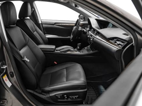 Used 2017 Lexus ES 350 FWD image 38