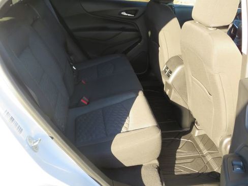 Used 2020 Chevrolet Equinox LT w/ LPO, Floor Liner Package image 36