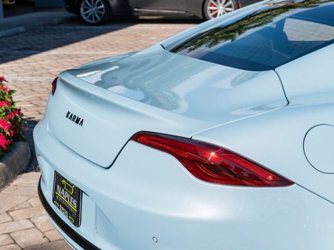 New 2025 Karma Revero Luxury RWD image 9