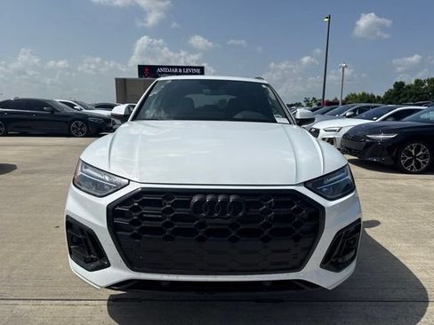 Used 2024 Audi Q5 e Premium Plus w/ Premium Plus Package AWD/4WD image 8