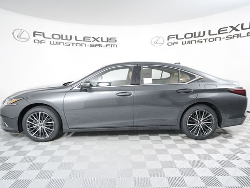New 2025 Lexus ES 350 w/ Premium Package image 4