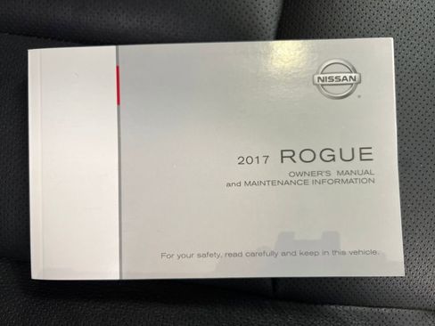 Used 2017 Nissan Rogue SL AWD/4WD image 28