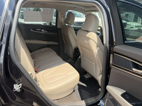 Certified 2023 Lincoln Nautilus Reserve AWD/4WD image 21
