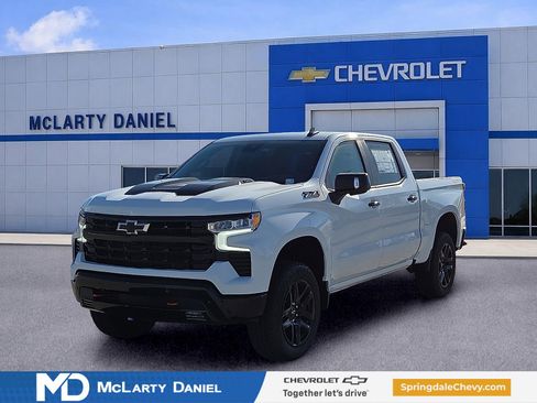 New 2026 Chevrolet Silverado 1500 LT Trail Boss w/ LT Trail Boss Premium Package AWD/4WD image 2