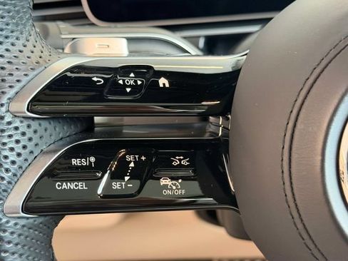 Used 2024 Mercedes-Benz GLS 450 4MATIC image 22