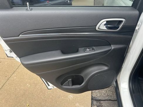 Certified 2021 Jeep Grand Cherokee Limited image 27
