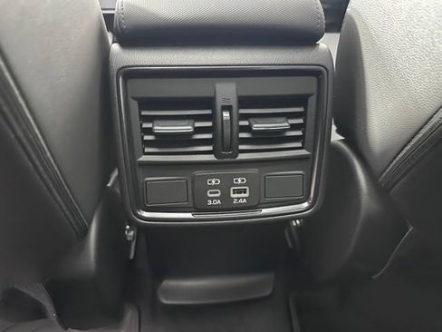 Used 2025 Subaru Forester Limited AWD/4WD image 19
