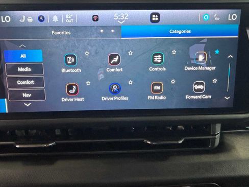 Used 2024 Jeep Wrangler Unlimited Sahara AWD/4WD image 29