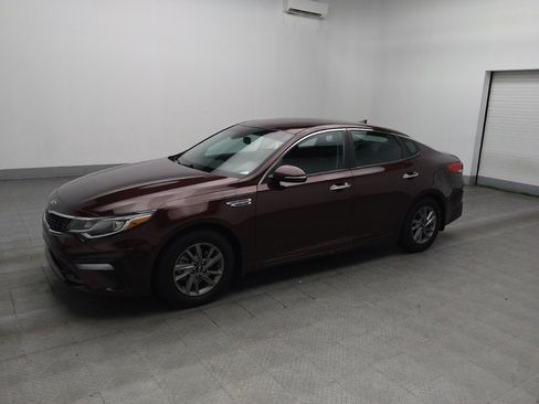 Used 2020 Kia Optima LX FWD image 2