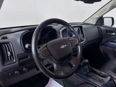 Used 2018 Chevrolet Colorado Z71 w/ Centennial Edition AWD/4WD image 11