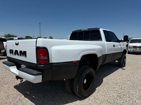 Used 1997 Dodge Ram 3500 Truck 4x4 Club Cab image 10