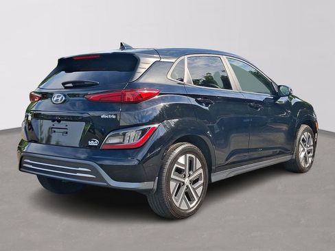 Used 2023 Hyundai Kona Limited FWD image 6