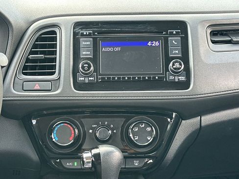 Used 2019 Honda HR-V LX image 15