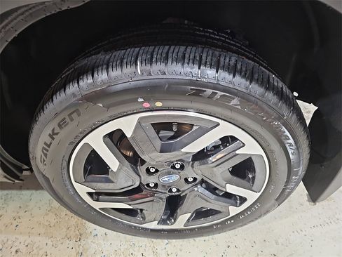 New 2025 Subaru Forester Limited image 34