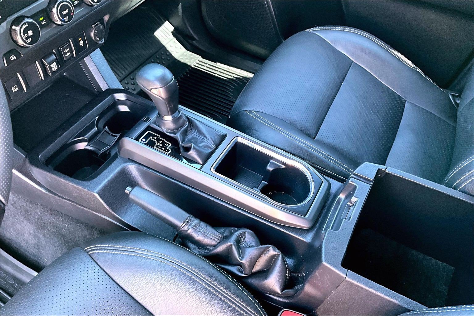 Used 2019 Toyota Tacoma TRD Sport RWD image 13