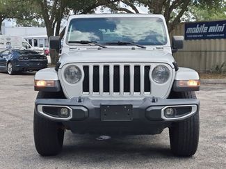 Used 2019 Jeep Wrangler Unlimited Sahara AWD/4WD video 2