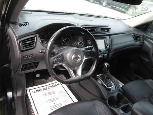 Used 2018 Nissan Rogue AWD image 20