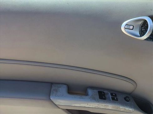 Used 2006 Nissan 350Z Touring RWD image 11