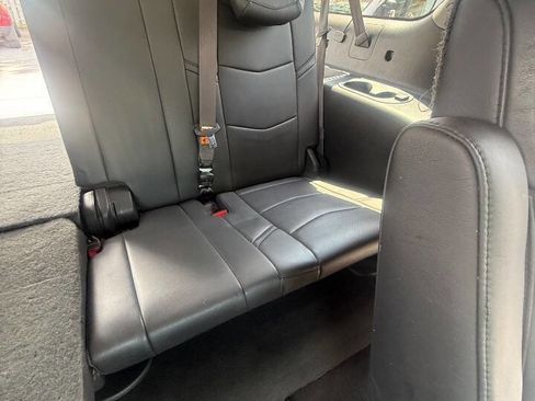 Used 2015 Cadillac Escalade ESV Premium AWD/4WD image 12