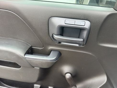 Used 2015 Chevrolet Silverado 3500 W/T image 4