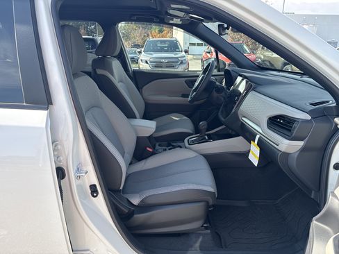 Certified 2025 Subaru Forester Premium image 17