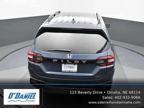 Used 2026 Honda Pilot TrailSport image 17