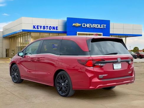 Used 2025 Honda Odyssey Sport-L image 5
