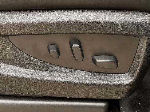 Used 2017 GMC Yukon Denali w/ Open Road Package image 24